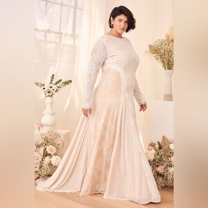 Lulus White Lace Gown - New - Size 2X